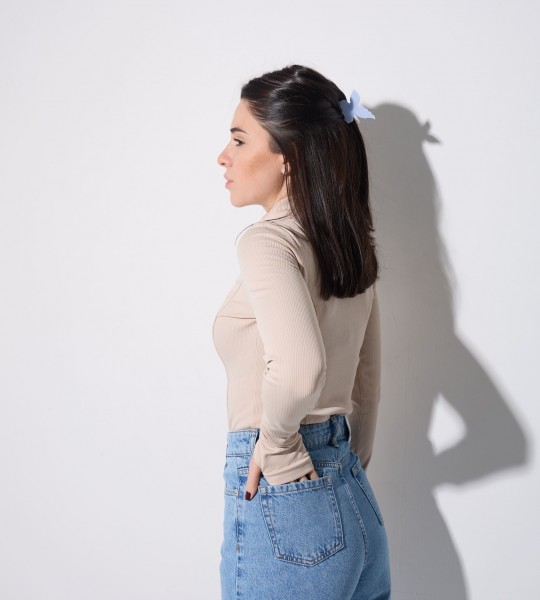 Лонгслів Zip Line Молочний | Showroom By Nona — зображення 4 Лонгслів Zip Line Молочний | Showroom By Nona — зображення 4